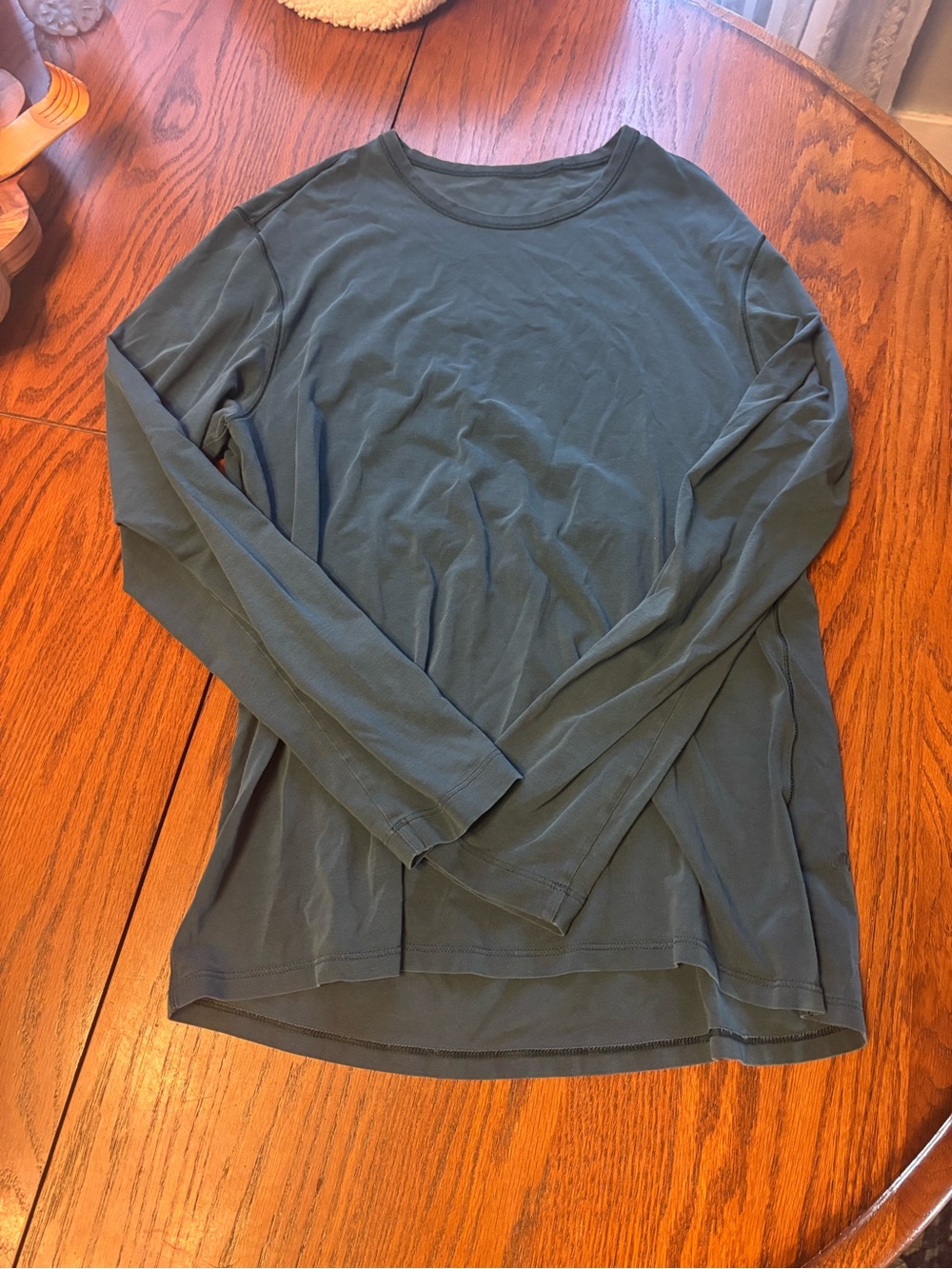Lululemon long sleeve crewneck t-shirt men's M blue athletic